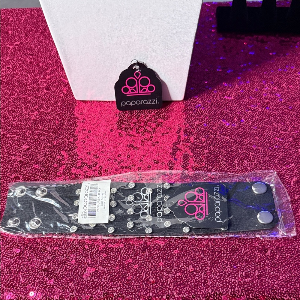 Paparazzi Black and Silver Snap Bracelet
